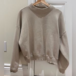 Gap beige sweater